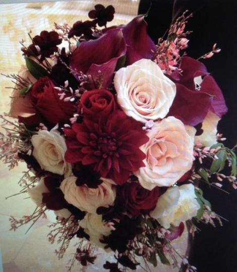 109143908-bride-bouquets-home-wedding-decorations-las-vegas