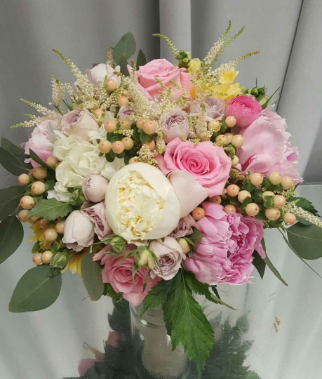 119-bride-bouquets-wedding-decorations-las-vegas