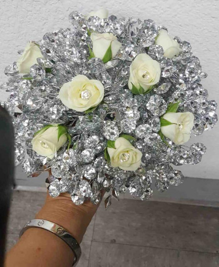 121-bride-bouquets-wedding-decorations-las-vegas