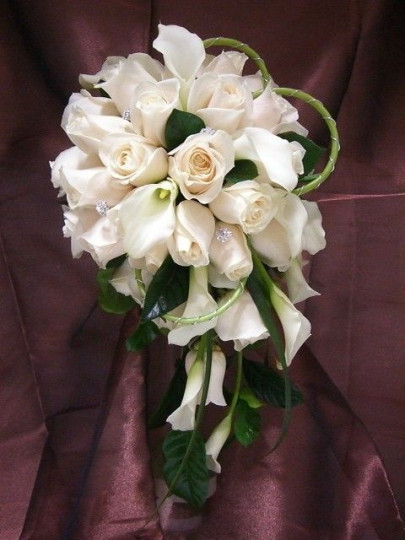74486568-bride-bouquets-home-wedding-decorations-las-vegas
