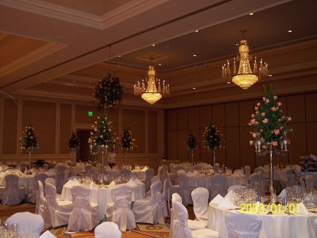 74966355-table-arrangements-home-decoration-wedding-design-las-vegas