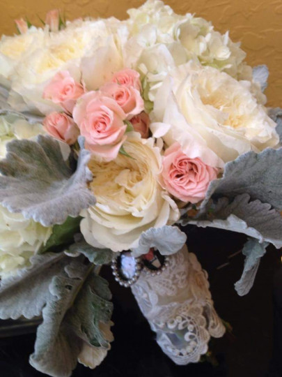 bride-bouquets-wedding-decorations-las-vegas-07