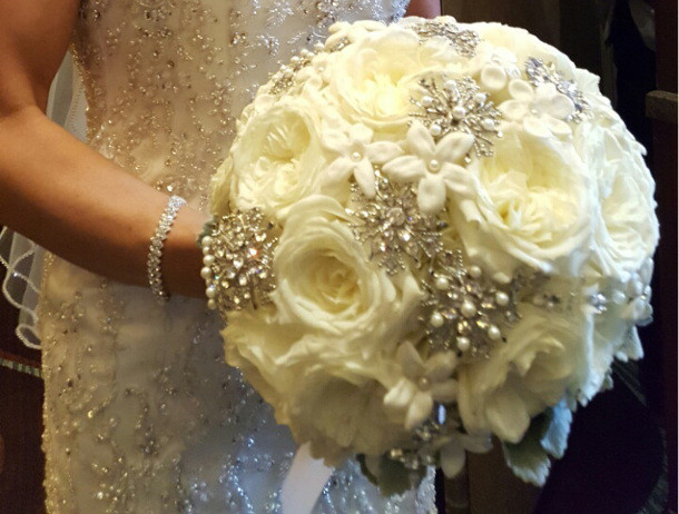 bride-bouquets-wedding-decorations-las-vegas