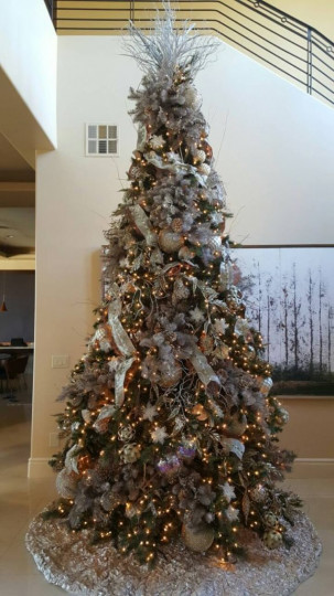 25-christmas-tree-home-decoration-01-christmas-home-decorations-las-vegas-unique-designe